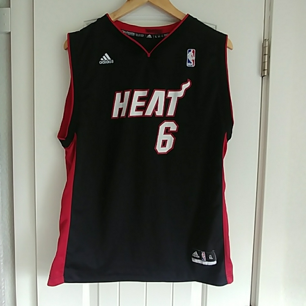 Adidas NBA Basketball James Jersey Shirt  XL
